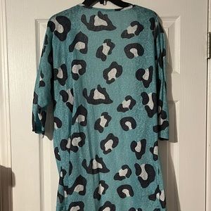 3/4 turquoise leopard print cardigan